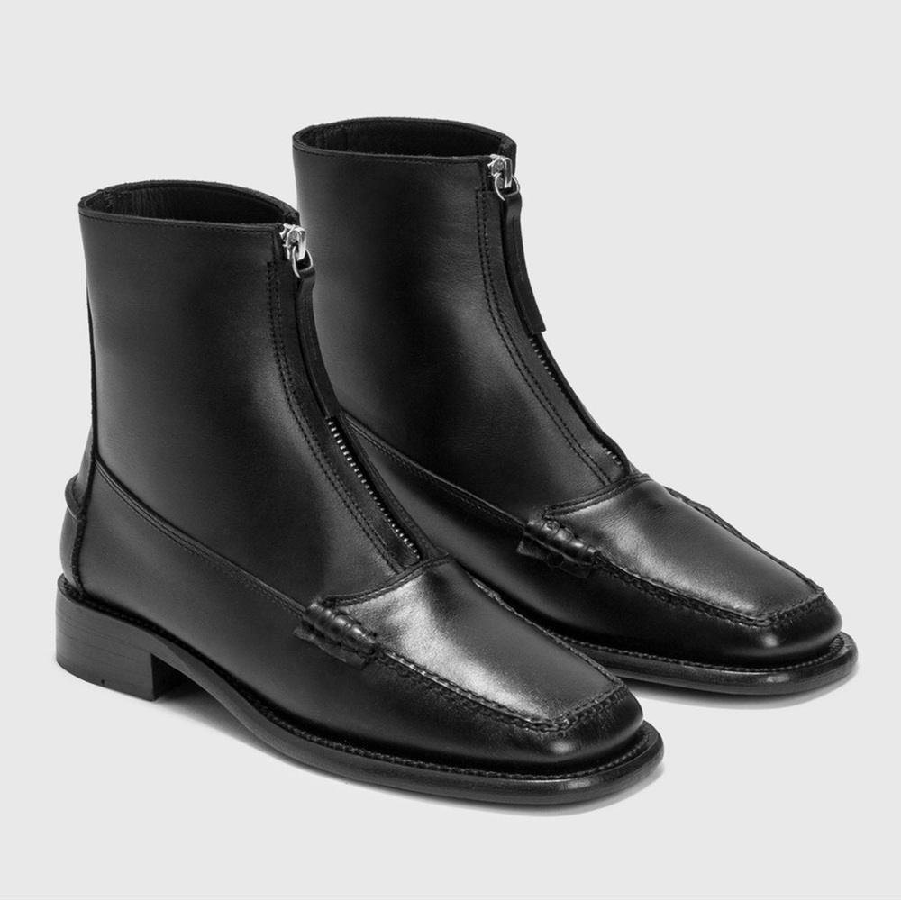 Hereu Mallera Square-Toe Low Zip Boot in Black size 38